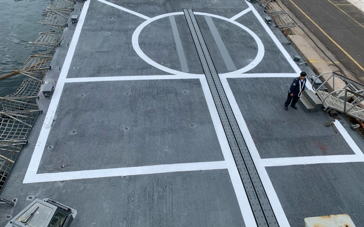 Buque Naval ·